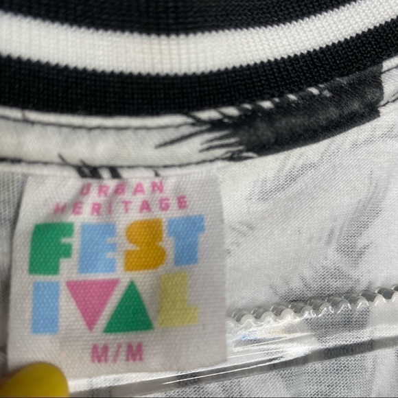 Urban Heritage Festival Palms Tank - Picture 4 of 6